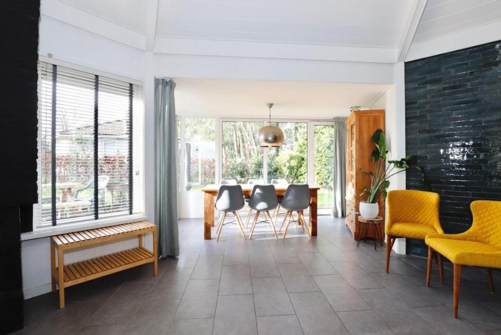 Bungalowpark Het Verscholen Dorp Harderwijk Exteriör bild