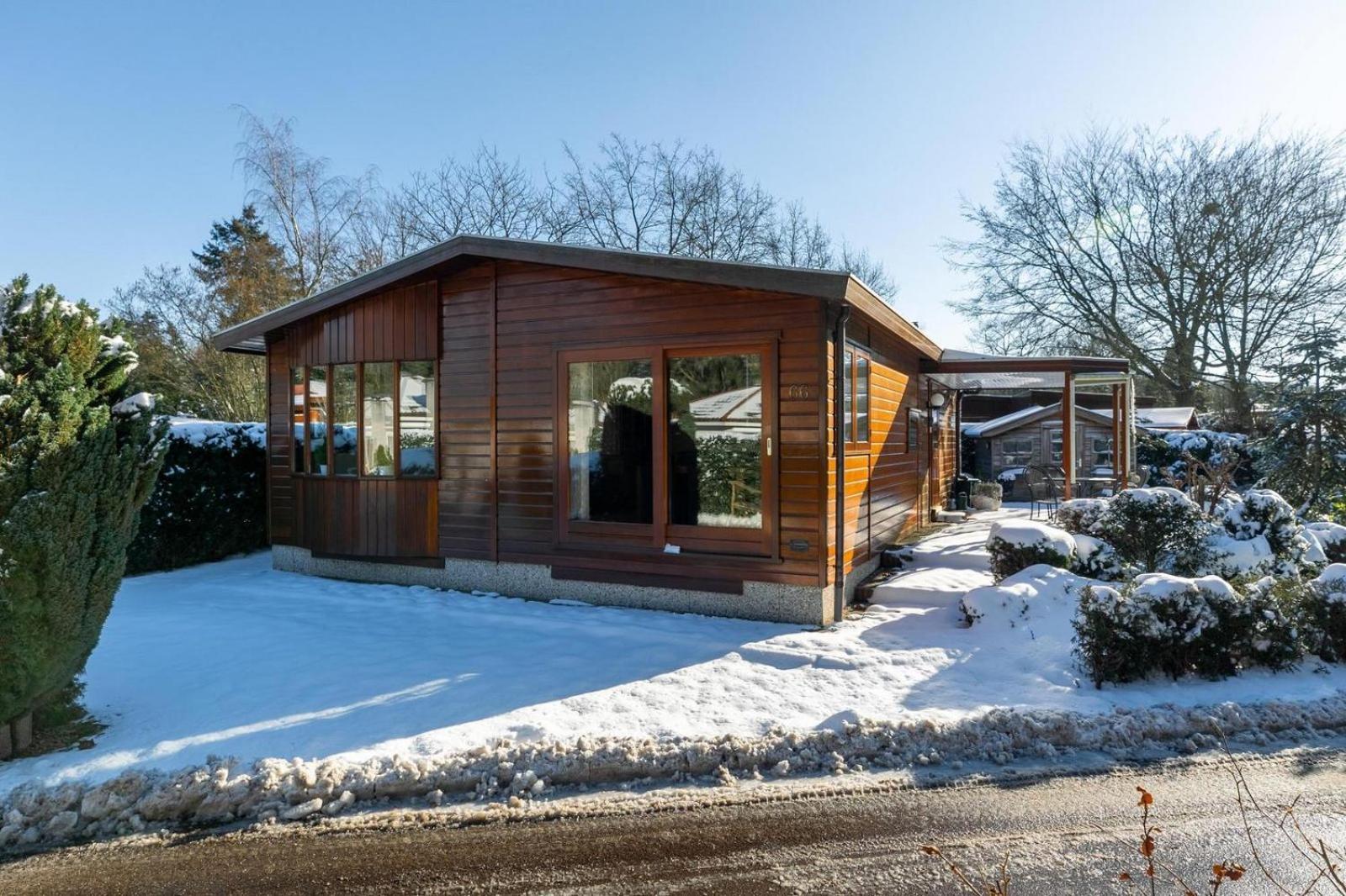Bungalowpark Het Verscholen Dorp Harderwijk Exteriör bild